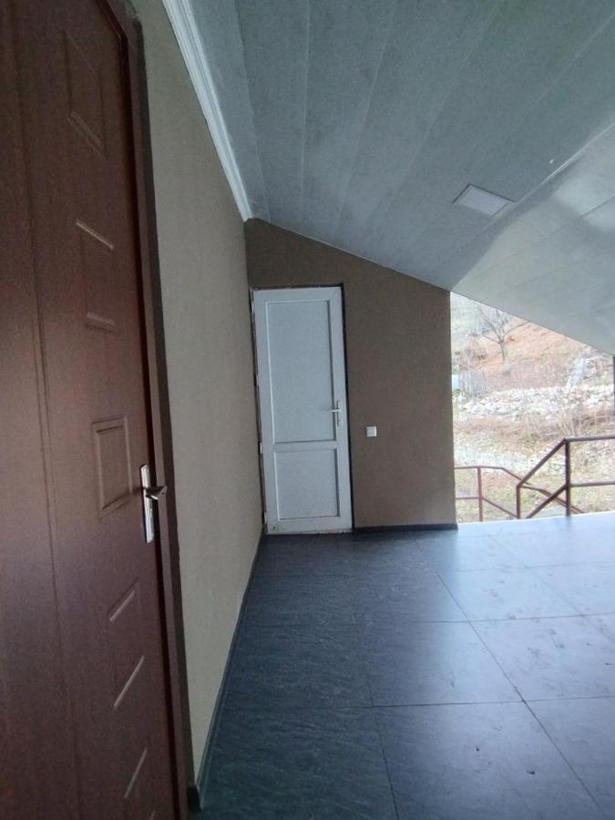 Lika's Sweet House Апартаменти Katskhi (Chiatura)